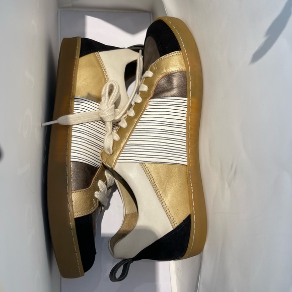 COTÉLAC - gold neutral sneaker - style # CI9B821 - perfect condition - Picture 5 of 5